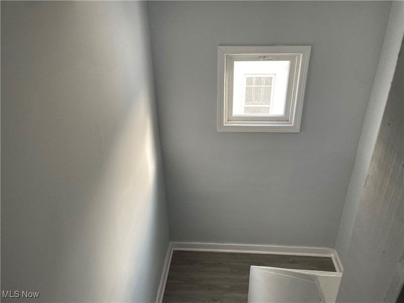 3377 Lownesdale Road, Cleveland, OH 44112 Photo 17