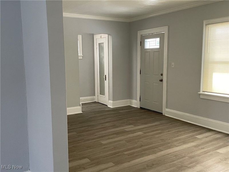 3377 Lownesdale Road, Cleveland, OH 44112 Photo 5