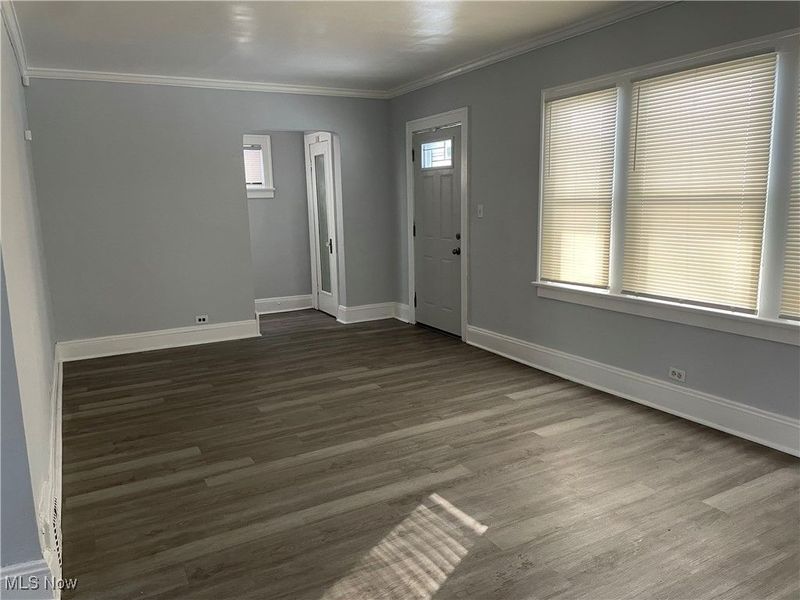 3377 Lownesdale Road, Cleveland, OH 44112 Photo 8