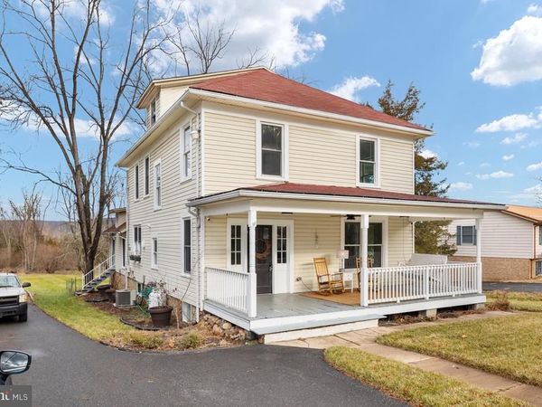 130 CARPENTERS AVENUE, WARDENSVILLE, WV 26851