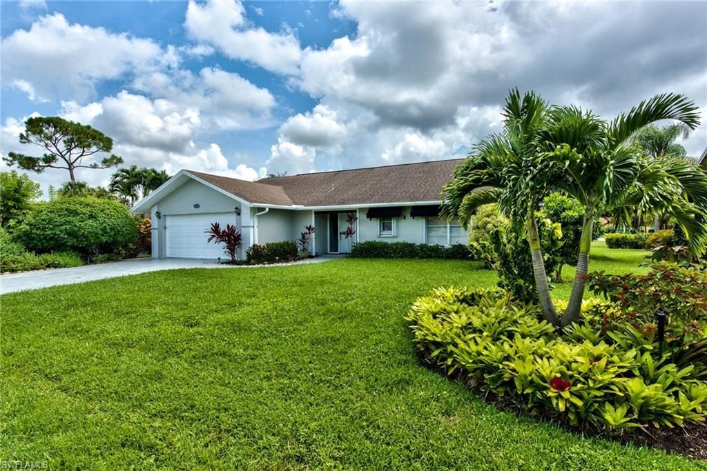 1614 Forest Lakes Blvd, Naples, FL 34105 Photo