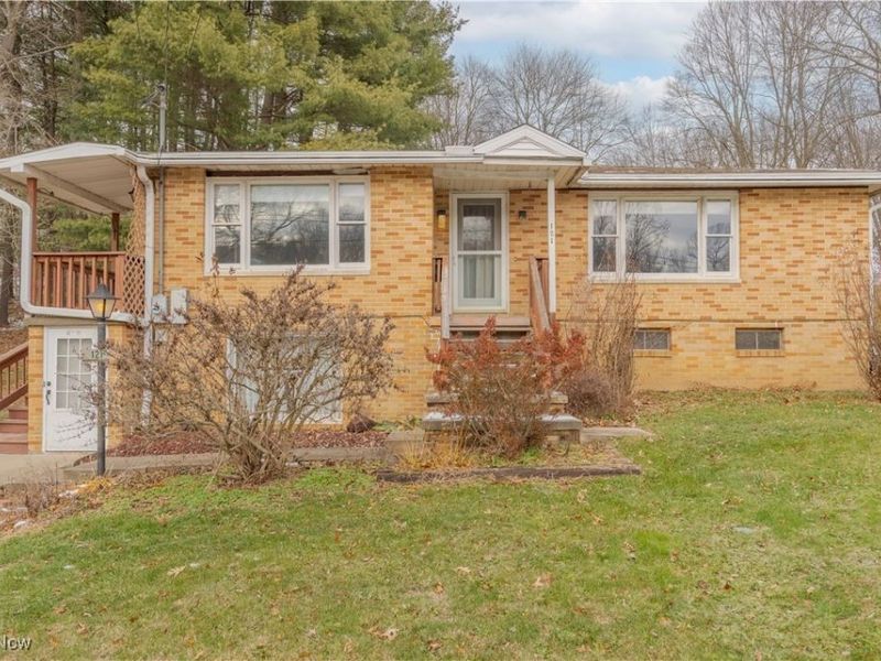 121 Waynesburg Road NW, Carrollton, OH 44615 Photo 1