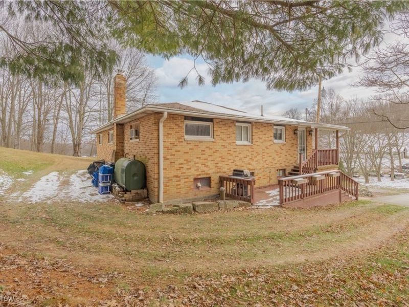 121 Waynesburg Road NW, Carrollton, OH 44615 Photo 5