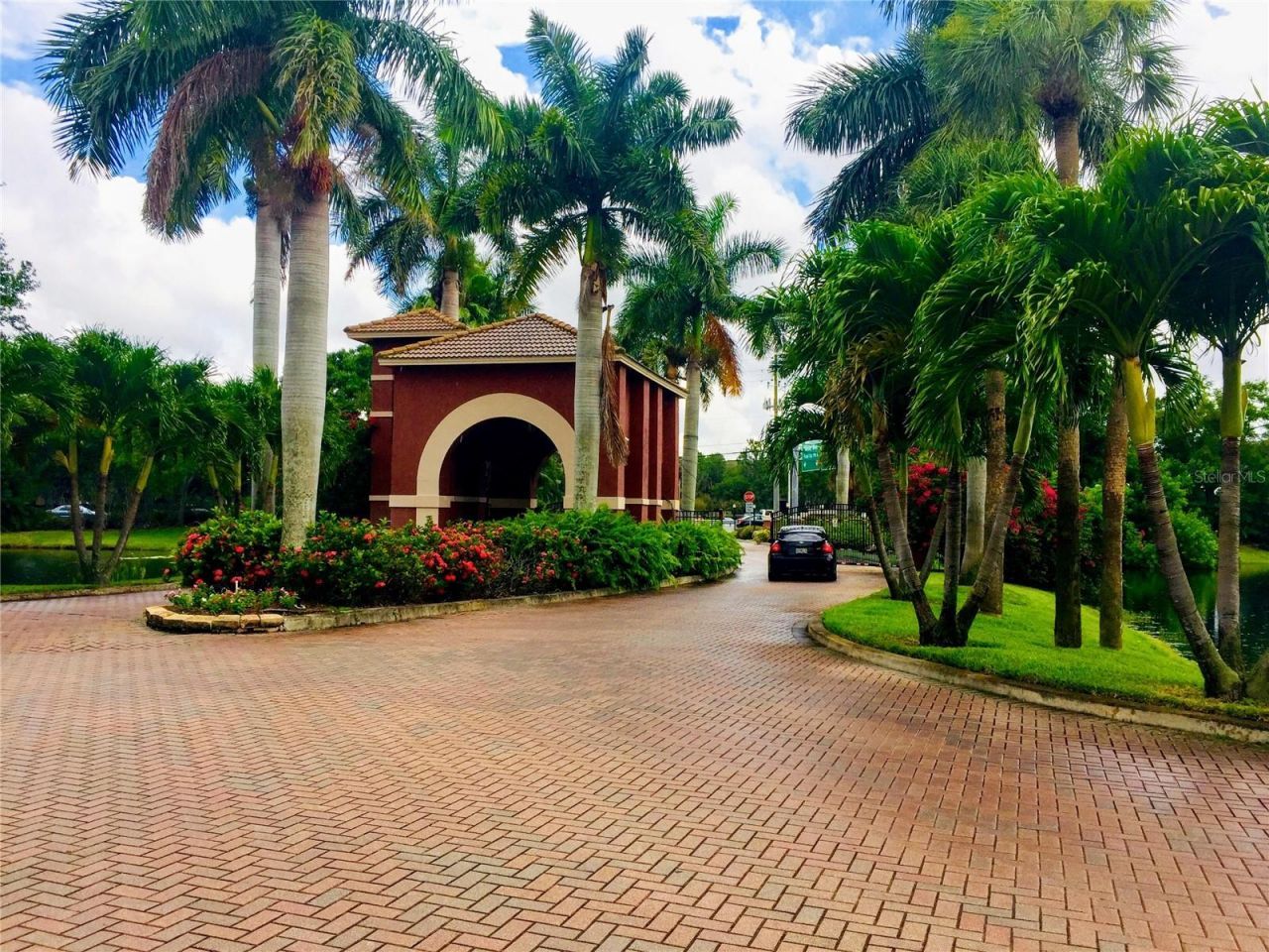 10263 Gandy Boulevard N, Unit 513, Saint Petersburg, FL 33702 Photo