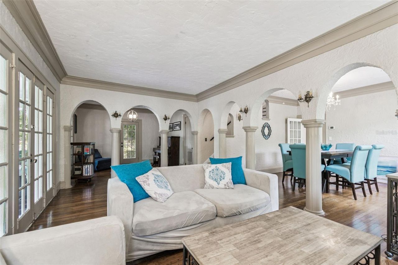 4326 3rd Avenue S, Saint Petersburg, FL 33711 Photo