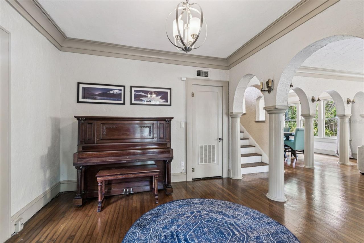 4326 3rd Avenue S, Saint Petersburg, FL 33711 Photo