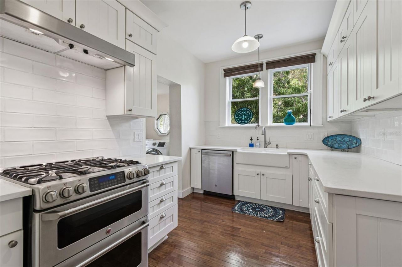 4326 3rd Avenue S, Saint Petersburg, FL 33711 Photo