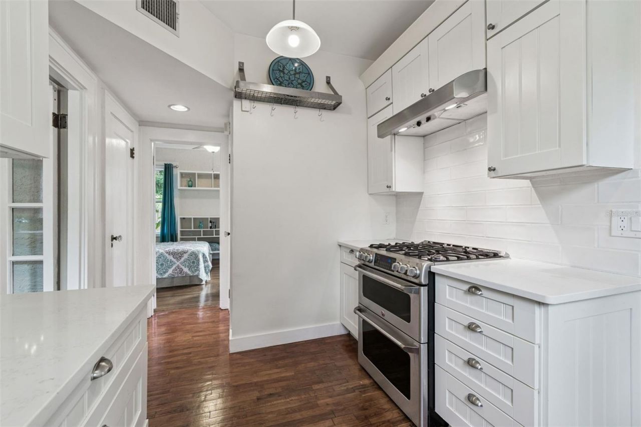 4326 3rd Avenue S, Saint Petersburg, FL 33711 Photo