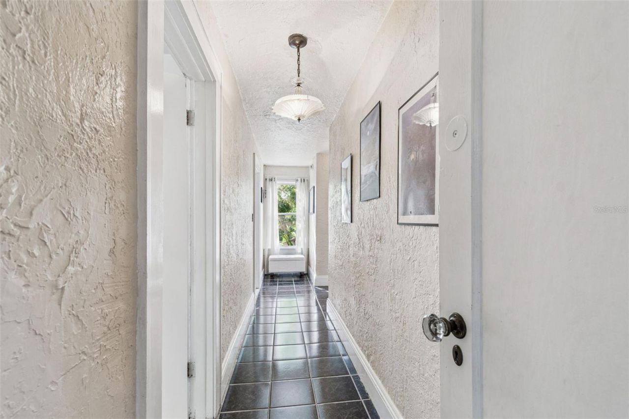 4326 3rd Avenue S, Saint Petersburg, FL 33711 Photo