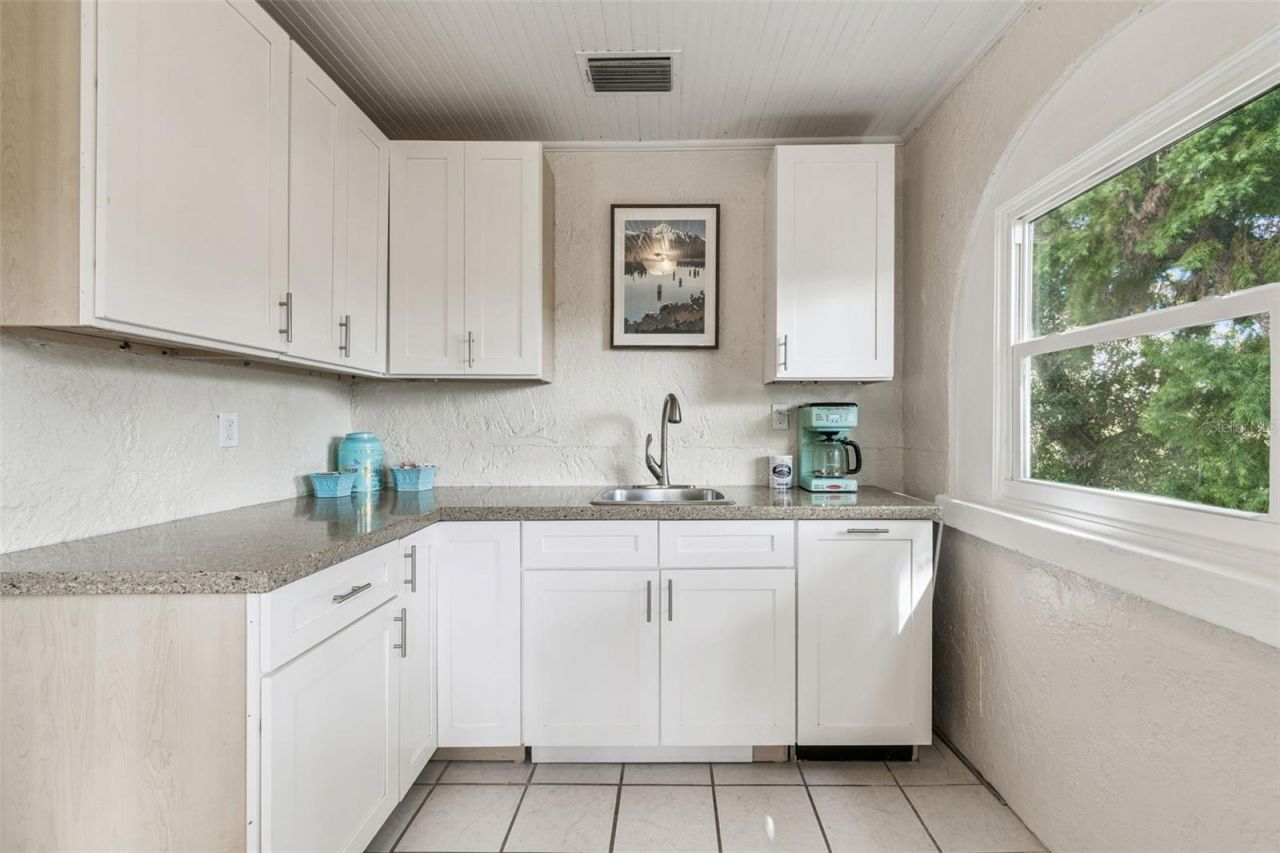 4326 3rd Avenue S, Saint Petersburg, FL 33711 Photo