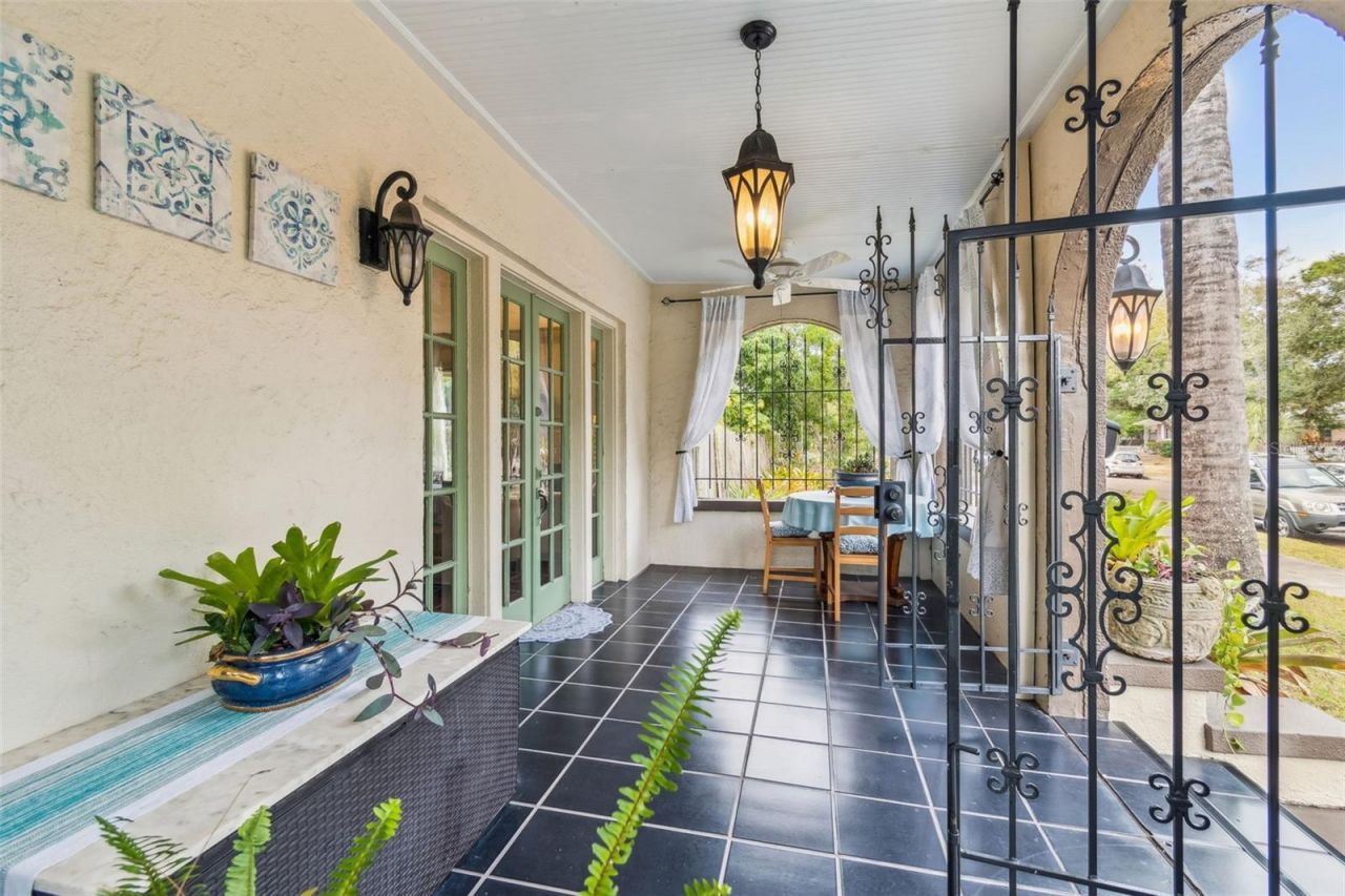 4326 3rd Avenue S, Saint Petersburg, FL 33711 Photo