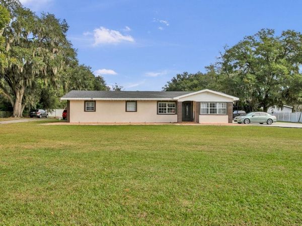 5615 OAK AVENUE NW, LAKELAND, FL 33810