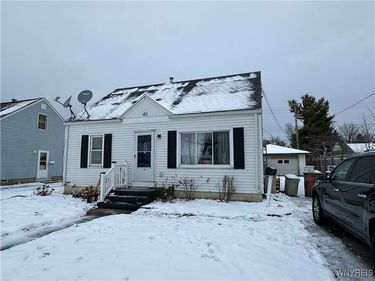 40 Lucille Drive, Buffalo, NY 14225