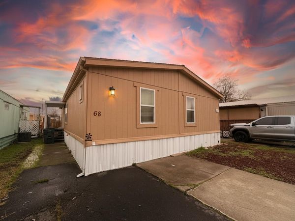 2622 Falcon Street, Unit SPC 68, White City, OR 97503