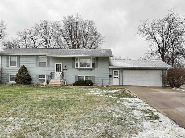 311 W State Street, Mount Pleasant, IA 52641