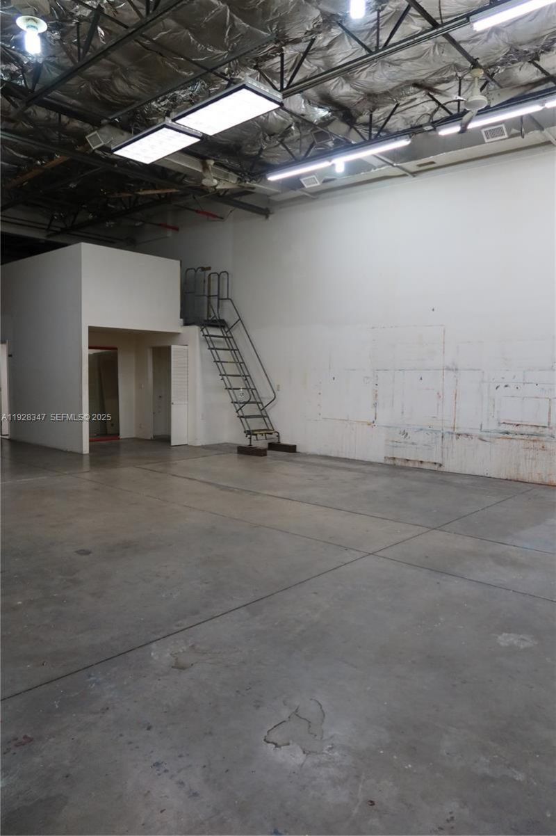 1480 NE 131st St 105, North Miami, FL 33161 Photo