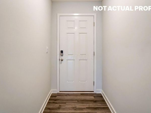 147 Brookside Drive, Jeffersonville, OH 43128