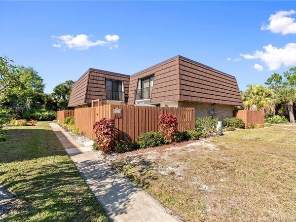5802 SE Riverboat Drive, Unit 301, Stuart, FL 34997