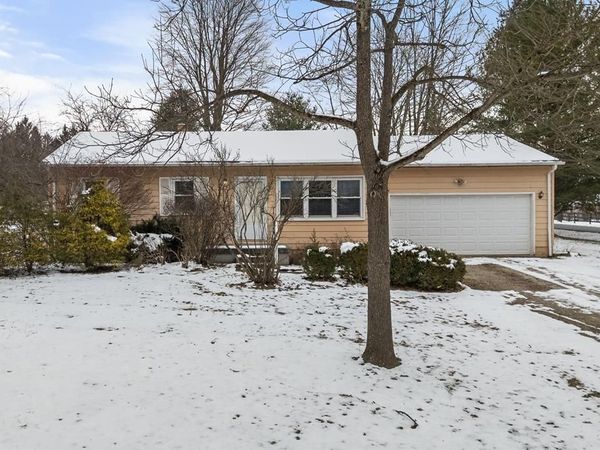 3787 Needham Rd, Lexington, OH 44904