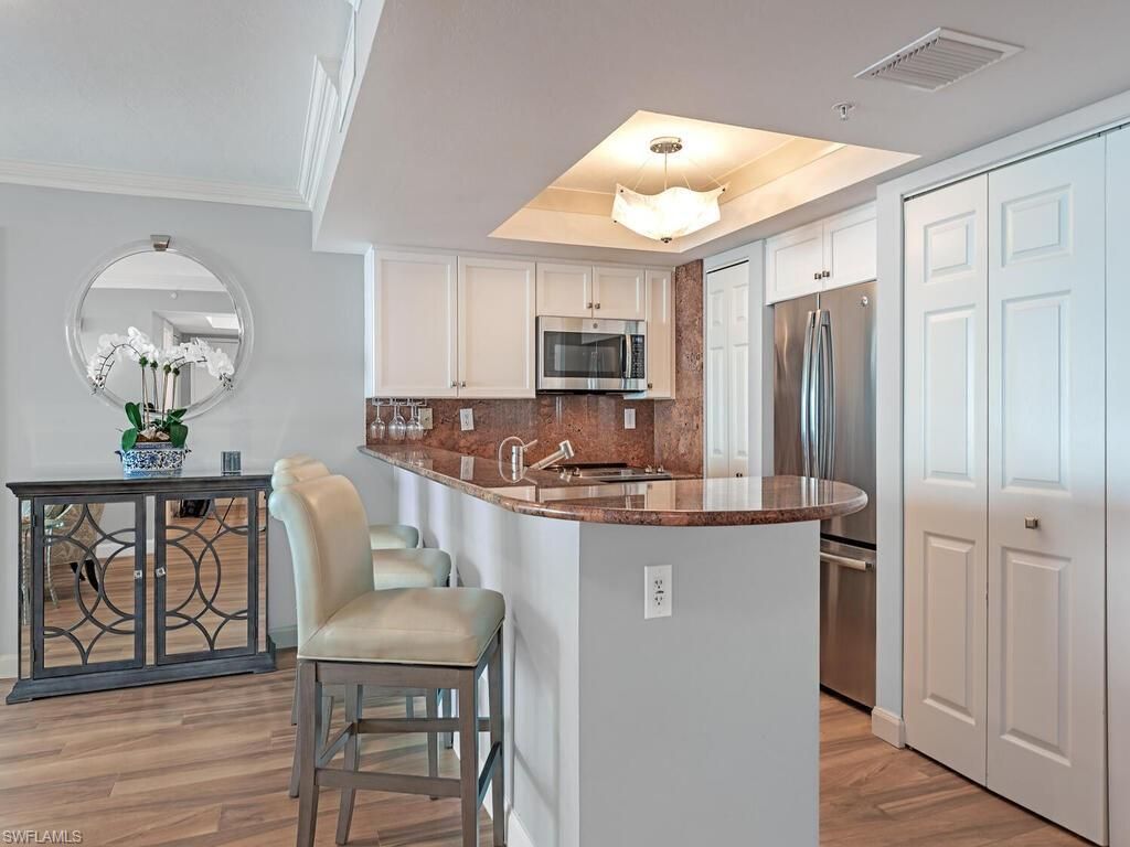 6849 Grenadier Blvd, Unit 1803, Naples, FL 34108 Photo