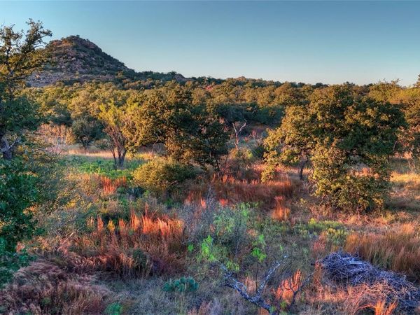 18248 Bode Peak RD, Pontotoc, TX 76869