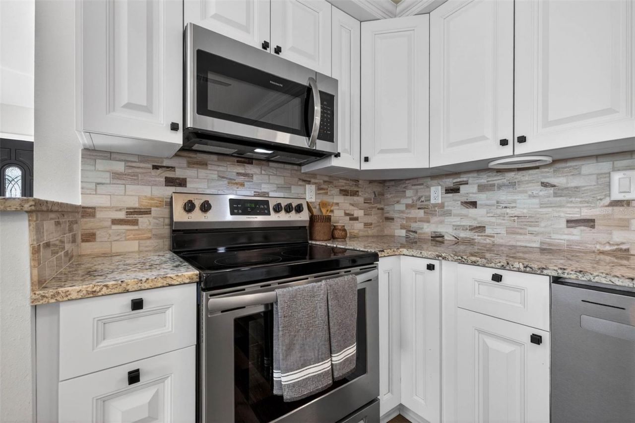 3929 13th Avenue N, Saint Petersburg, FL 33713 Photo