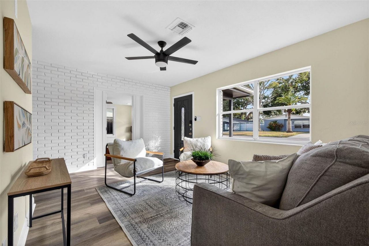 3929 13th Avenue N, Saint Petersburg, FL 33713 Photo