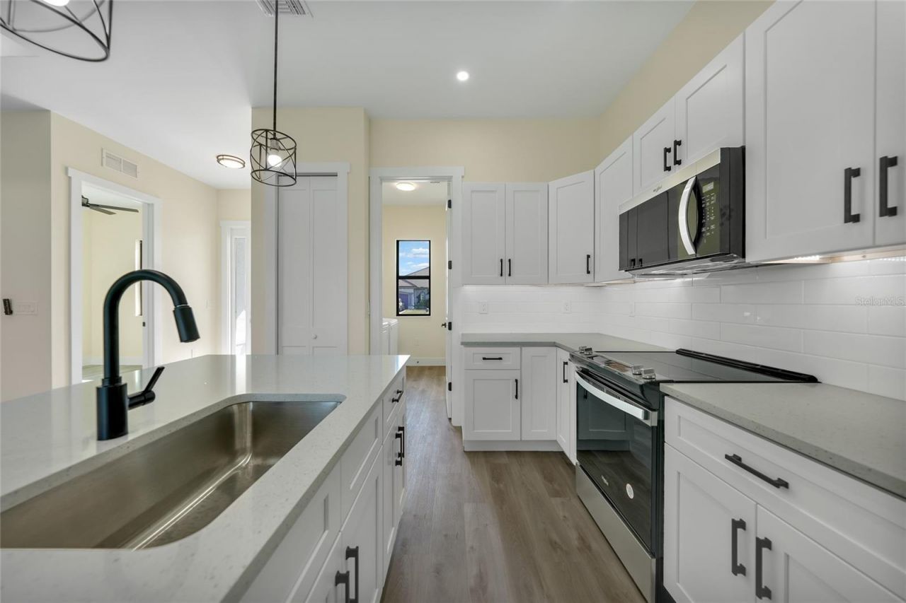 3405 NW 8th Terrace, Cape Coral, FL 33993 Photo