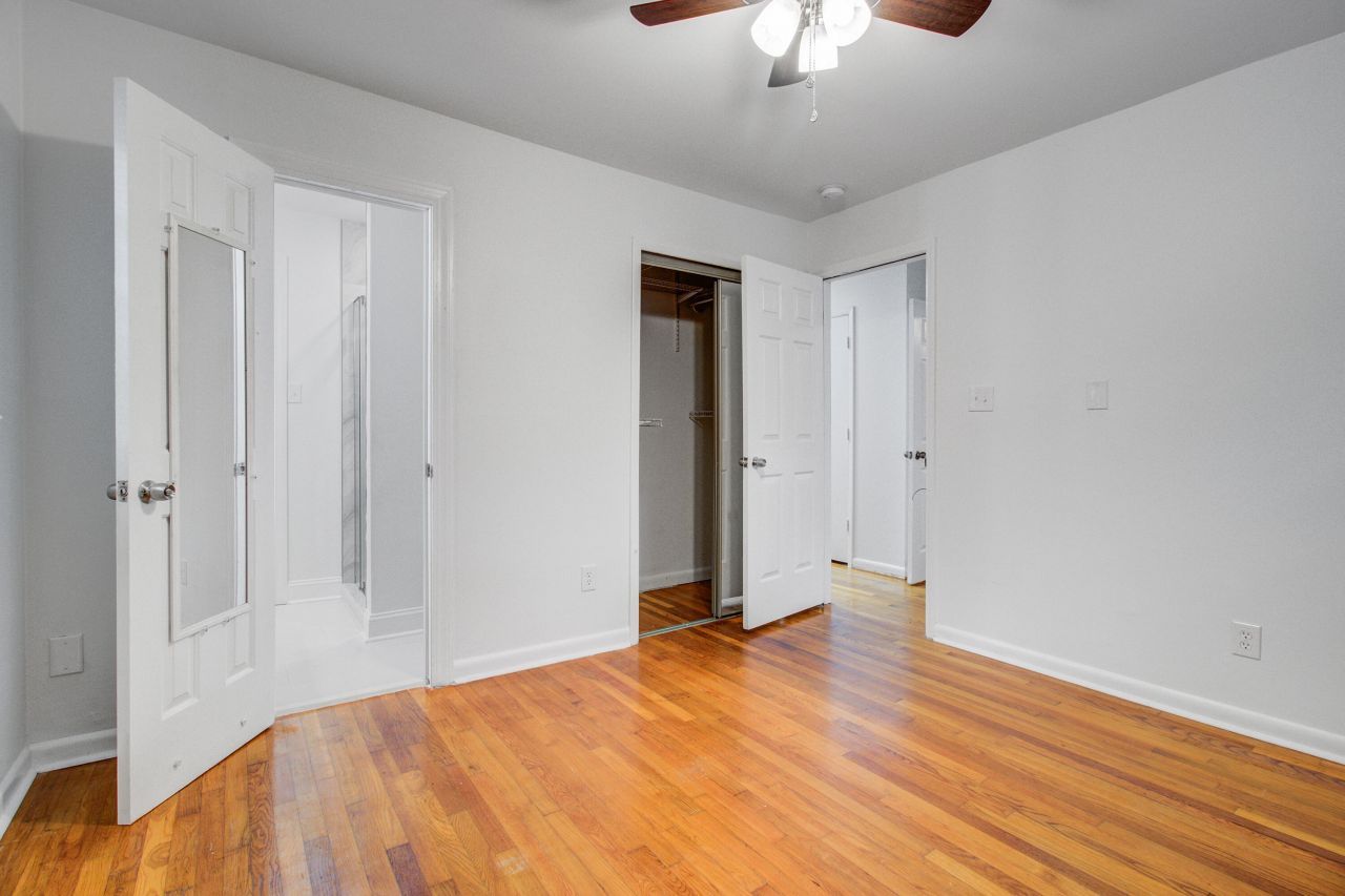 816 E Estates Boulevard Photo 16