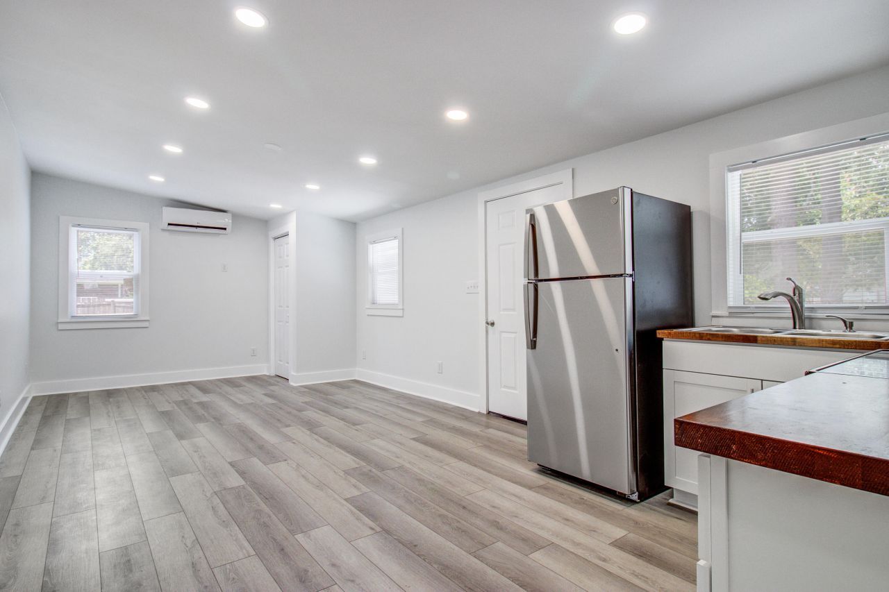 816 E Estates Boulevard Photo 33