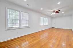 816 E Estates Boulevard photo 4