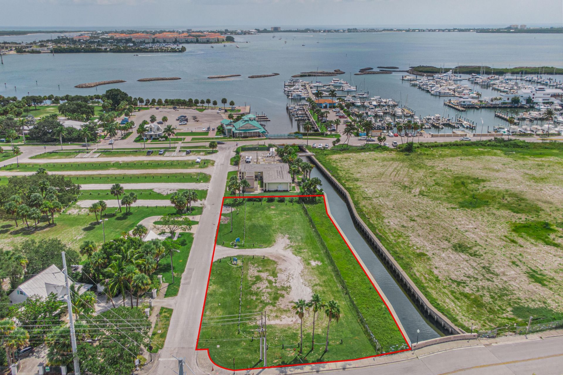 135 Kings Lane, Fort Pierce, FL 34950 Photo