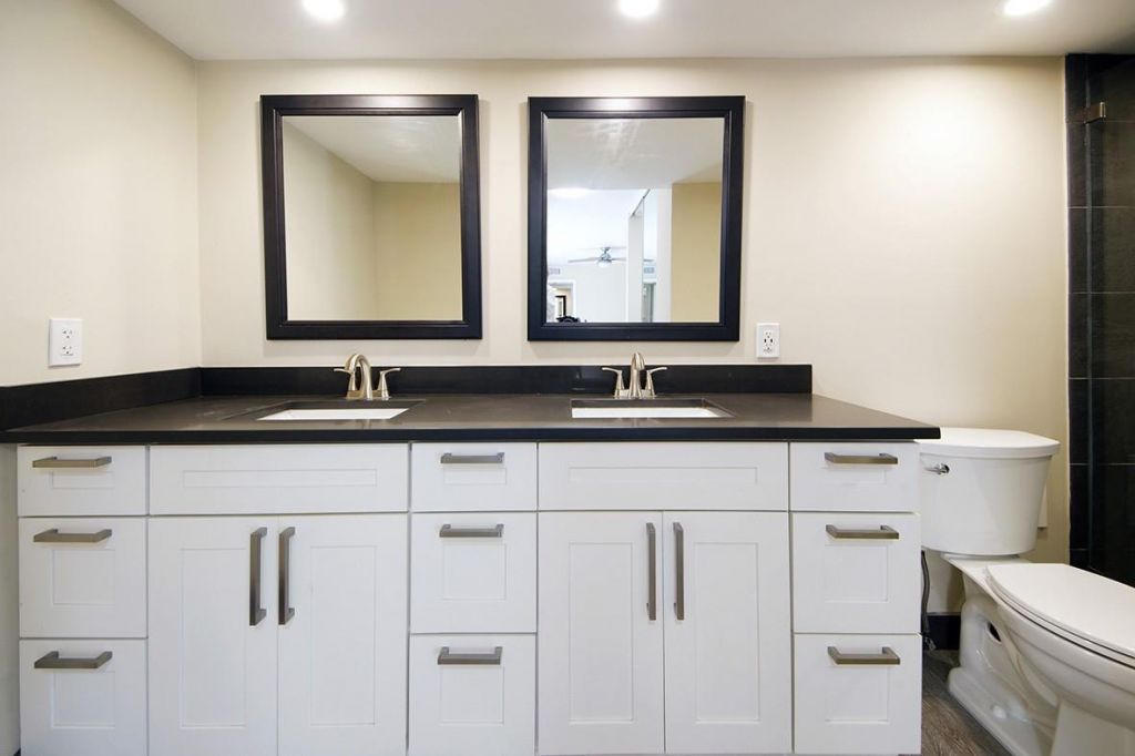 1700 Embassy Dr, Unit 402, West Palm Beach, FL 33401 Photo