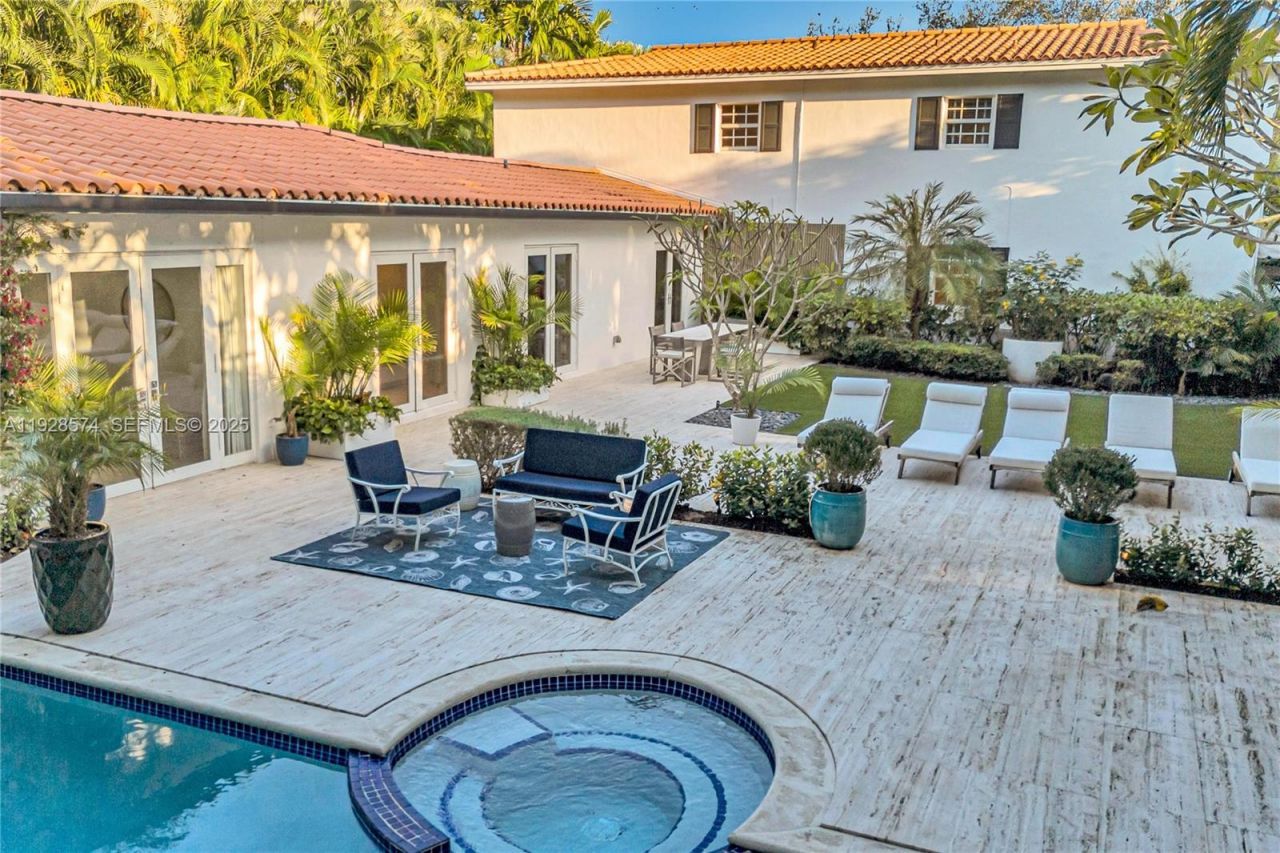 607 Melaleuca Ln, Miami, FL 33137 Photo