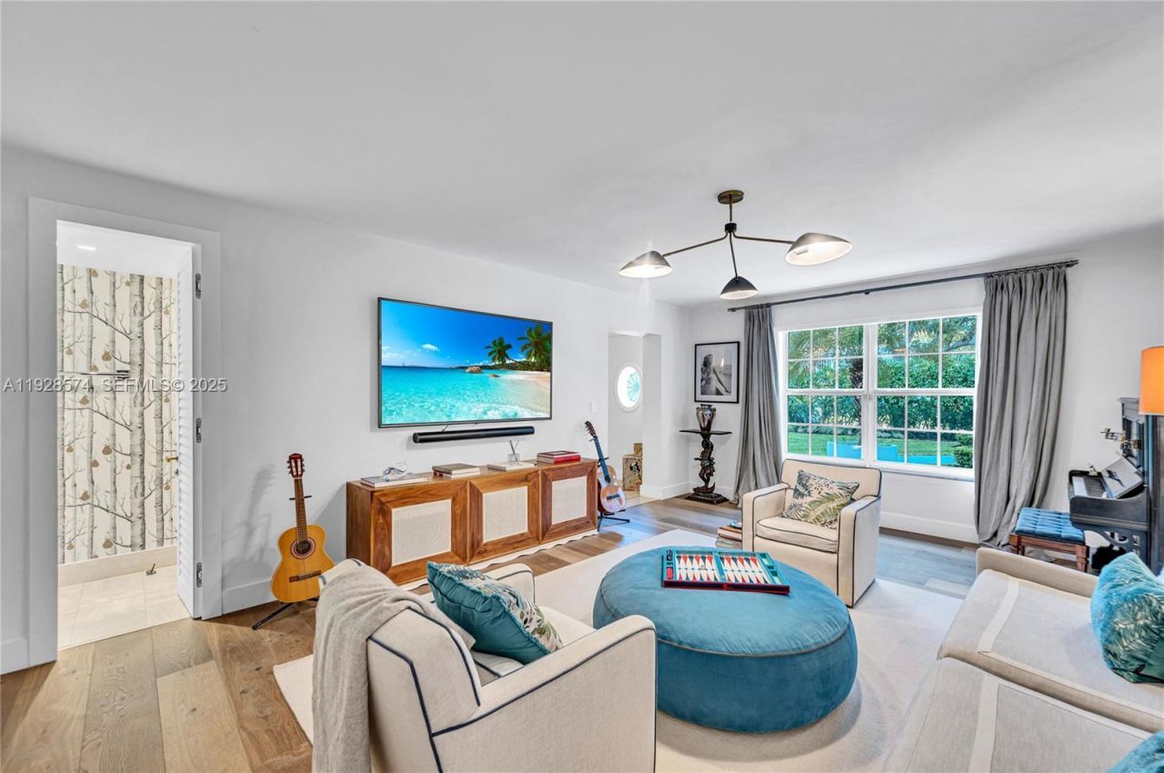 607 Melaleuca Ln, Miami, FL 33137 Photo