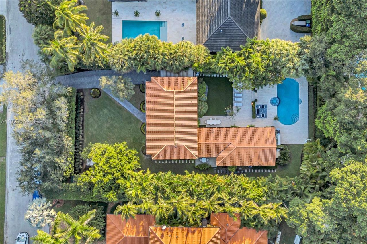 607 Melaleuca Ln, Miami, FL 33137 Photo