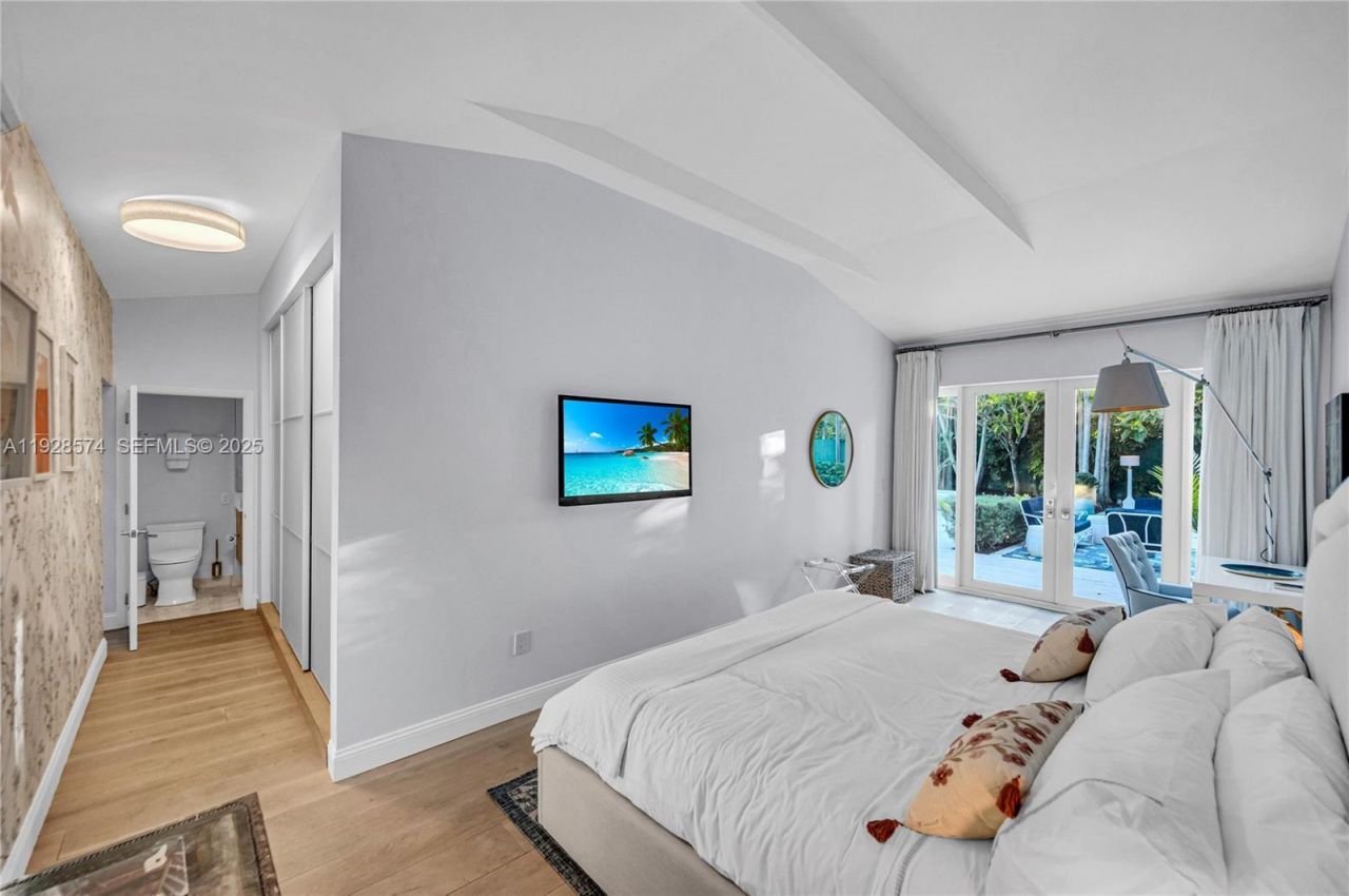 607 Melaleuca Ln, Miami, FL 33137 Photo