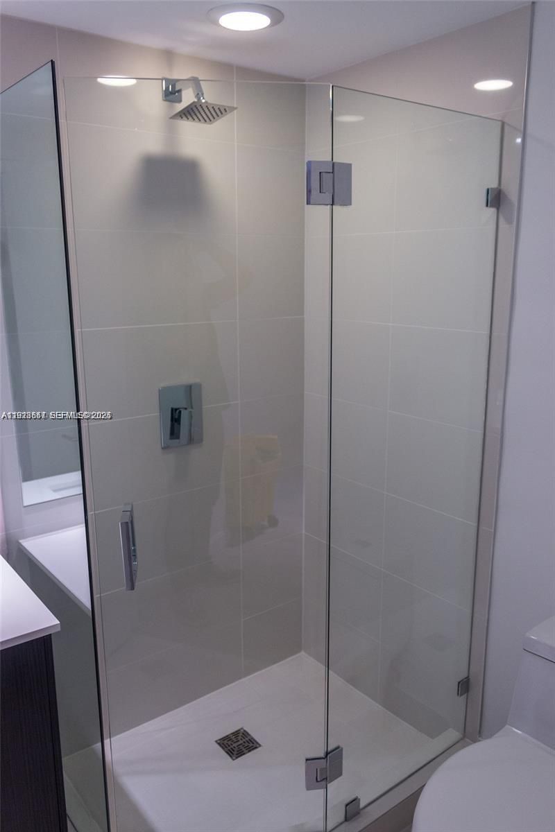 45 SW 9th St, Unit 2805, Miami, FL 33130 Photo