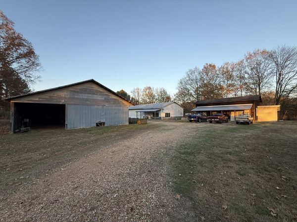 1491 Maple Road, Nettleton, MS 38858