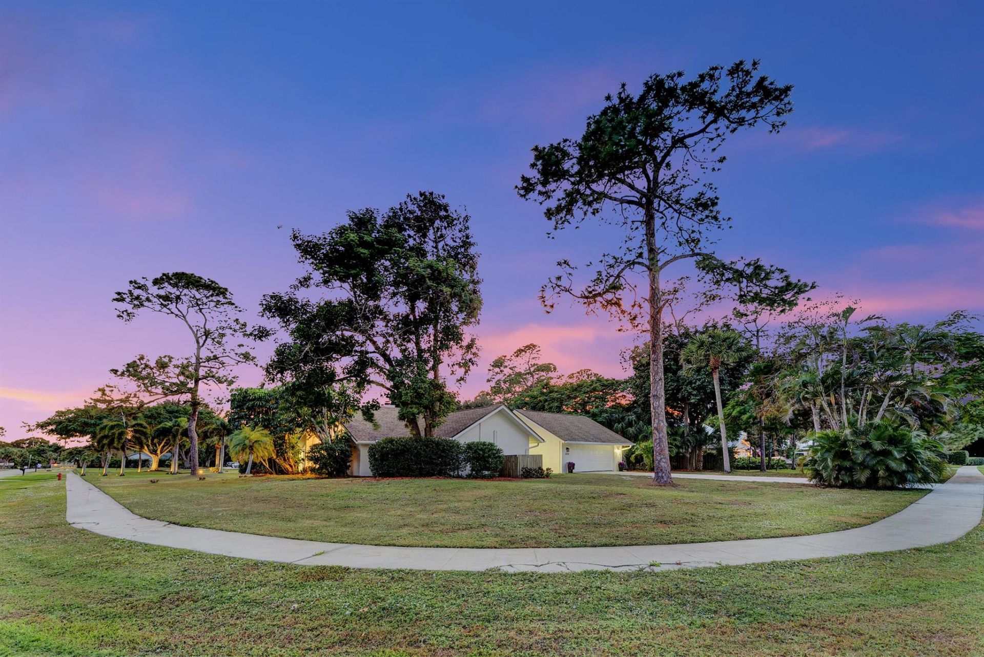 225 Sulky Way, Wellington, FL 33414 Photo