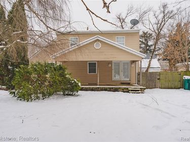 2961 Chrysler Avenue, Waterford Twp, MI 48328