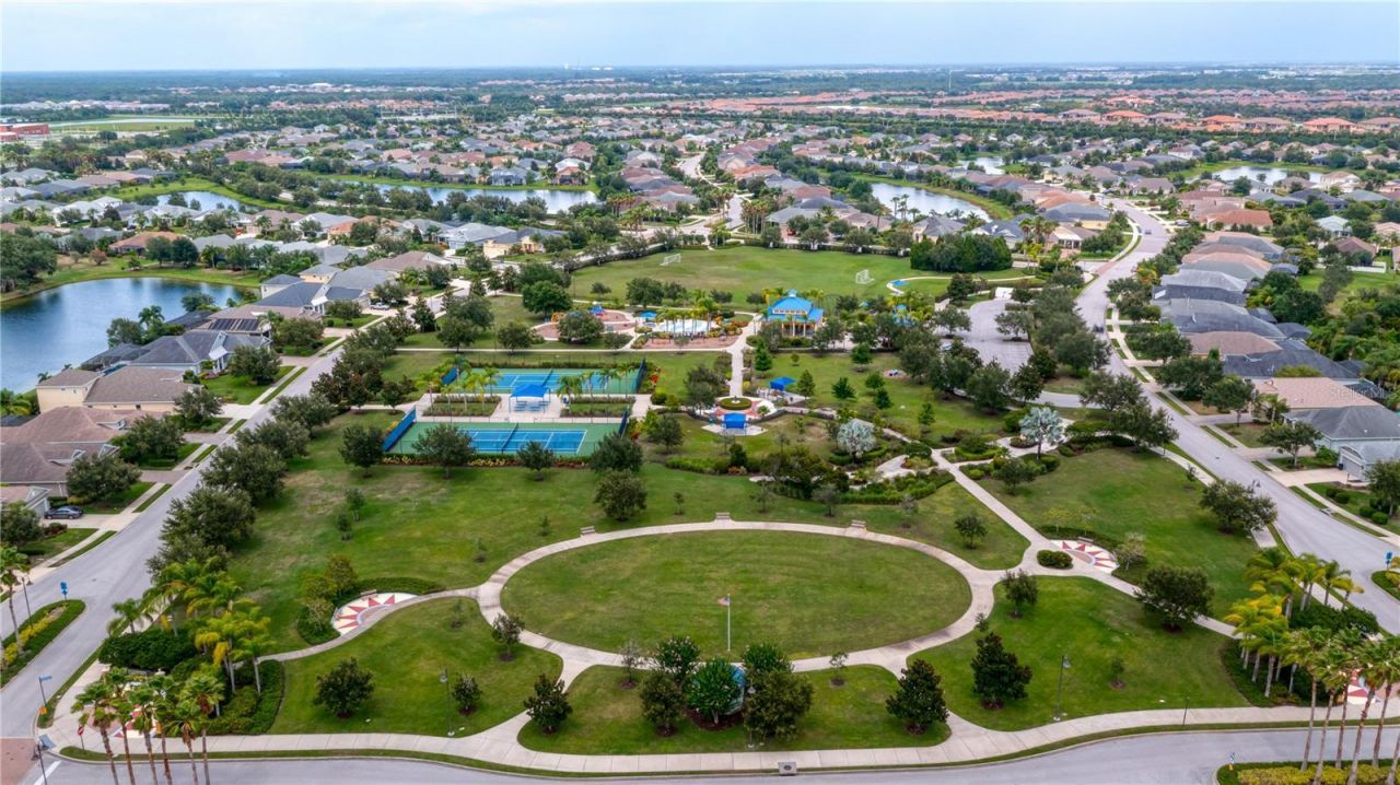 4720 Claremont Park Drive, Bradenton, FL 34211 Photo