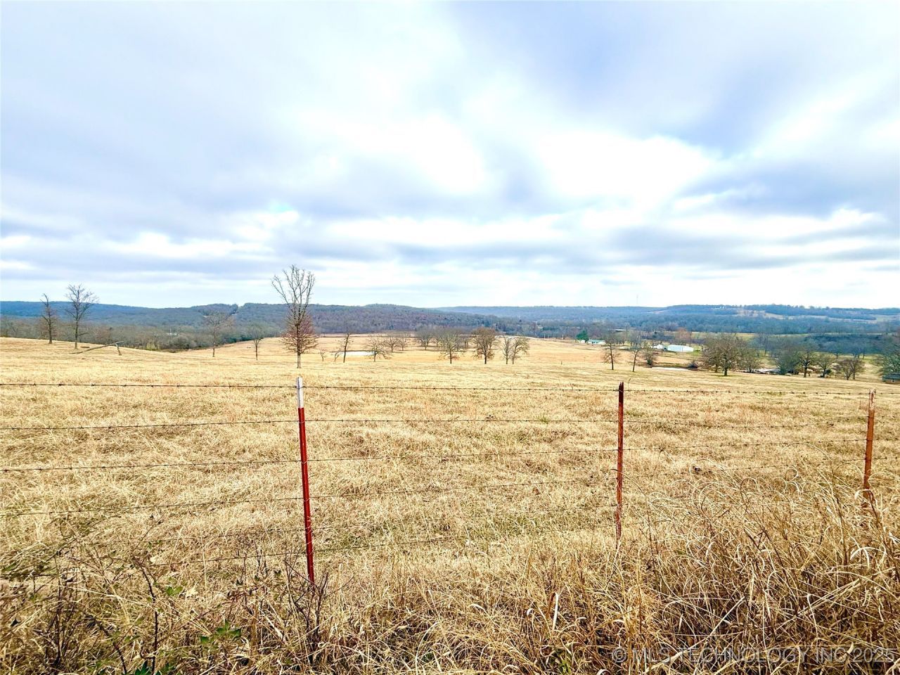 805 Road, Fort Gibson, OK 74434 Main Photo