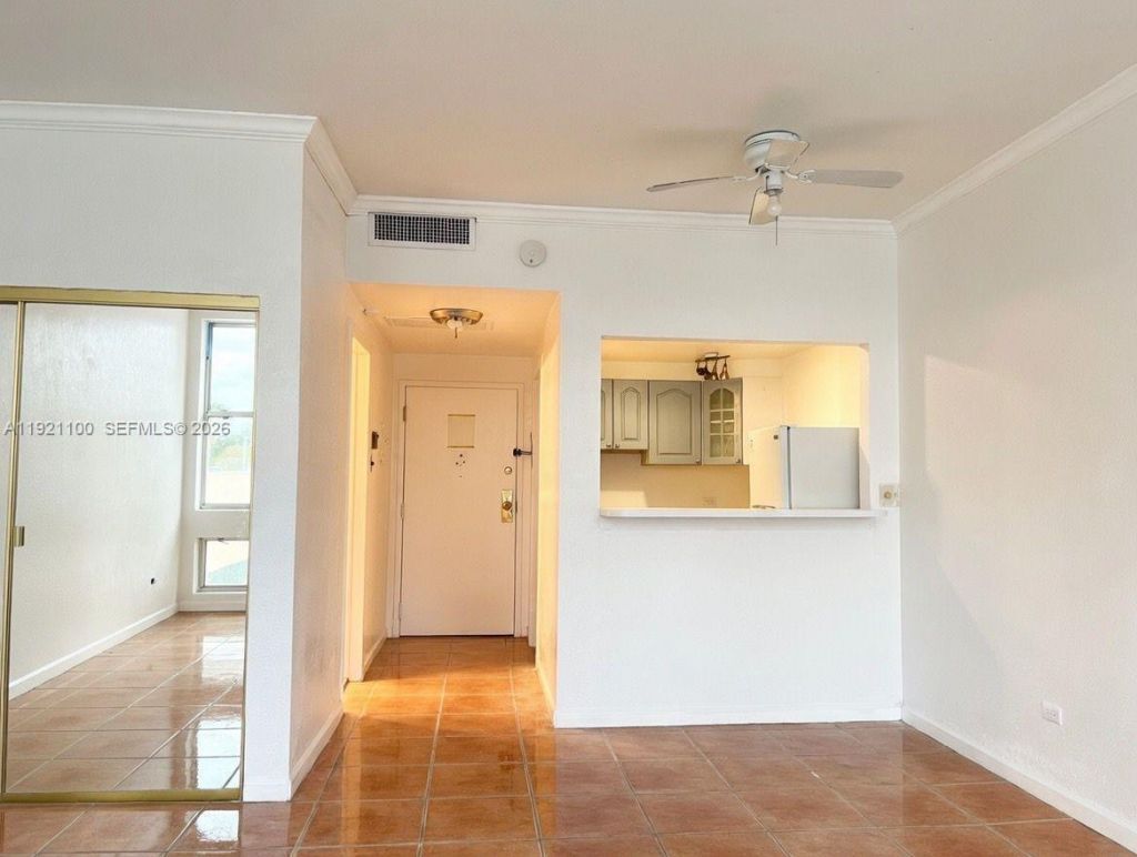 700 Biltmore Way, Unit 314, Coral Gables, FL 33134 Photo