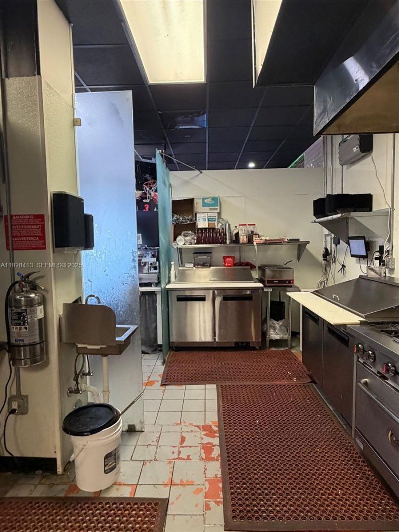 1313 W Boynton Beach Blvd, Boynton Beach, FL 33426 Photo