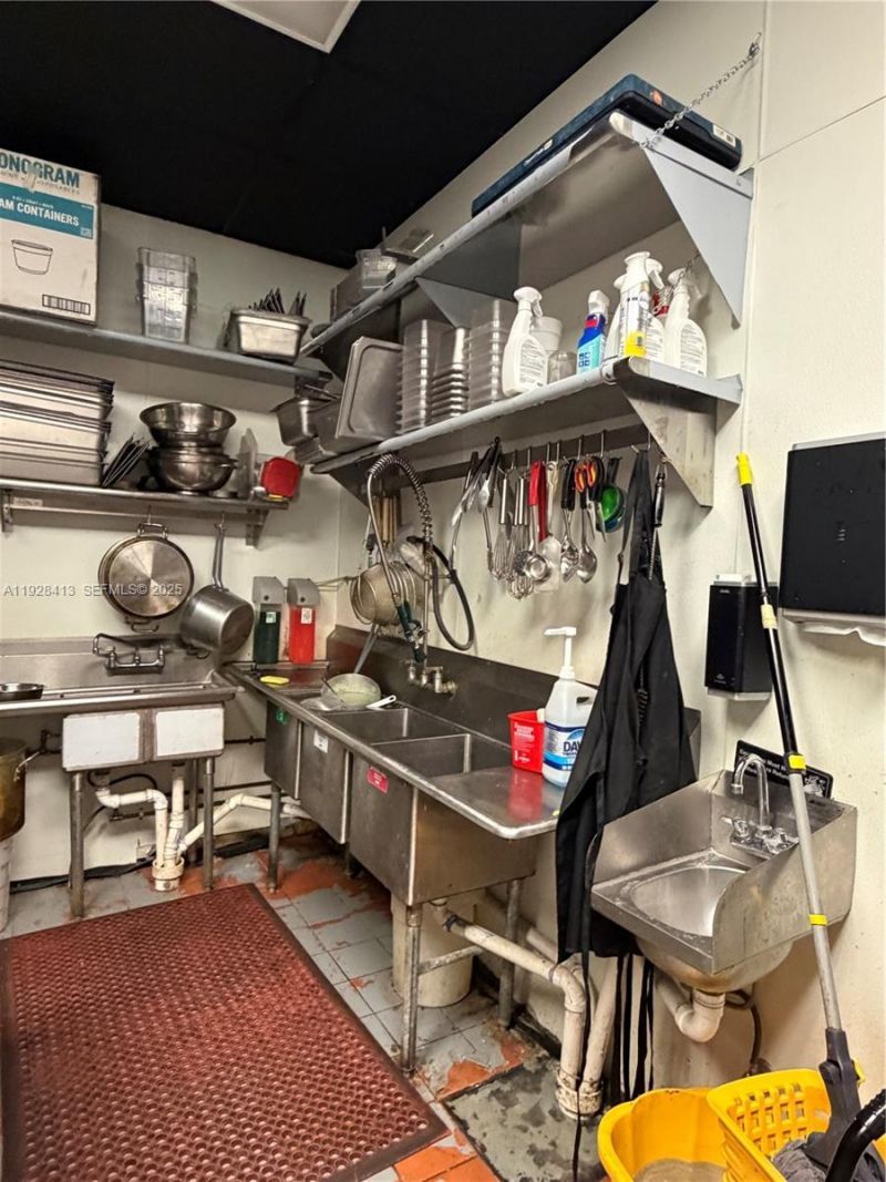 1313 W Boynton Beach Blvd, Boynton Beach, FL 33426 Photo