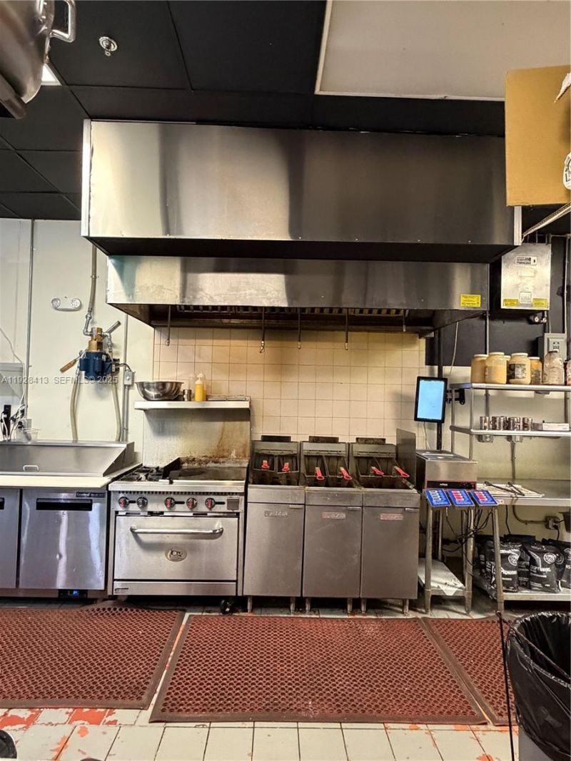 1313 W Boynton Beach Blvd, Boynton Beach, FL 33426 Photo