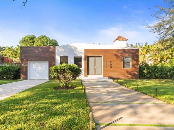 665 NE 117th st, Biscayne Park, FL 33161