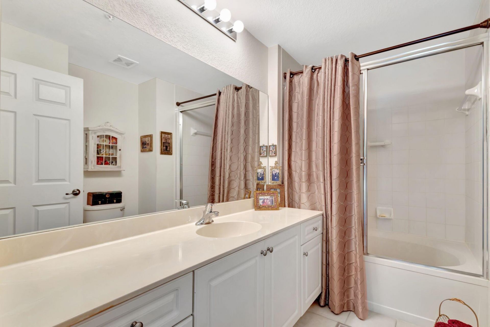 2915 Tuscany Court, Unit 102, Palm Beach Gardens, FL 33410 Photo