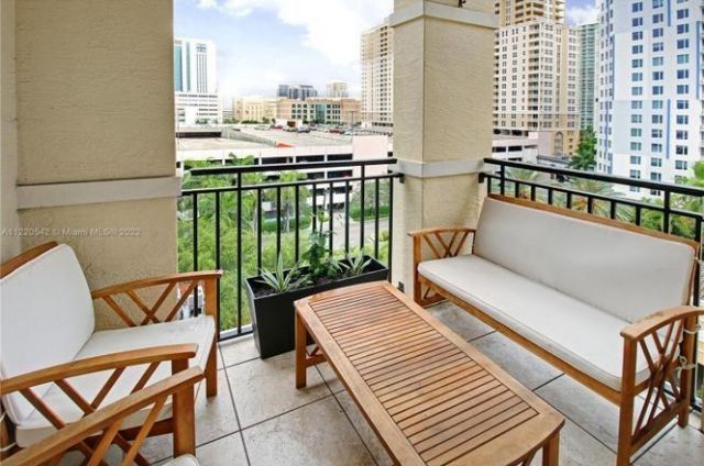 520 SE 5th Avenue, Unit 1711, Fort Lauderdale, FL 33301 Photo